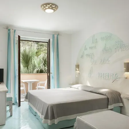 Hotel Corallaro 4*